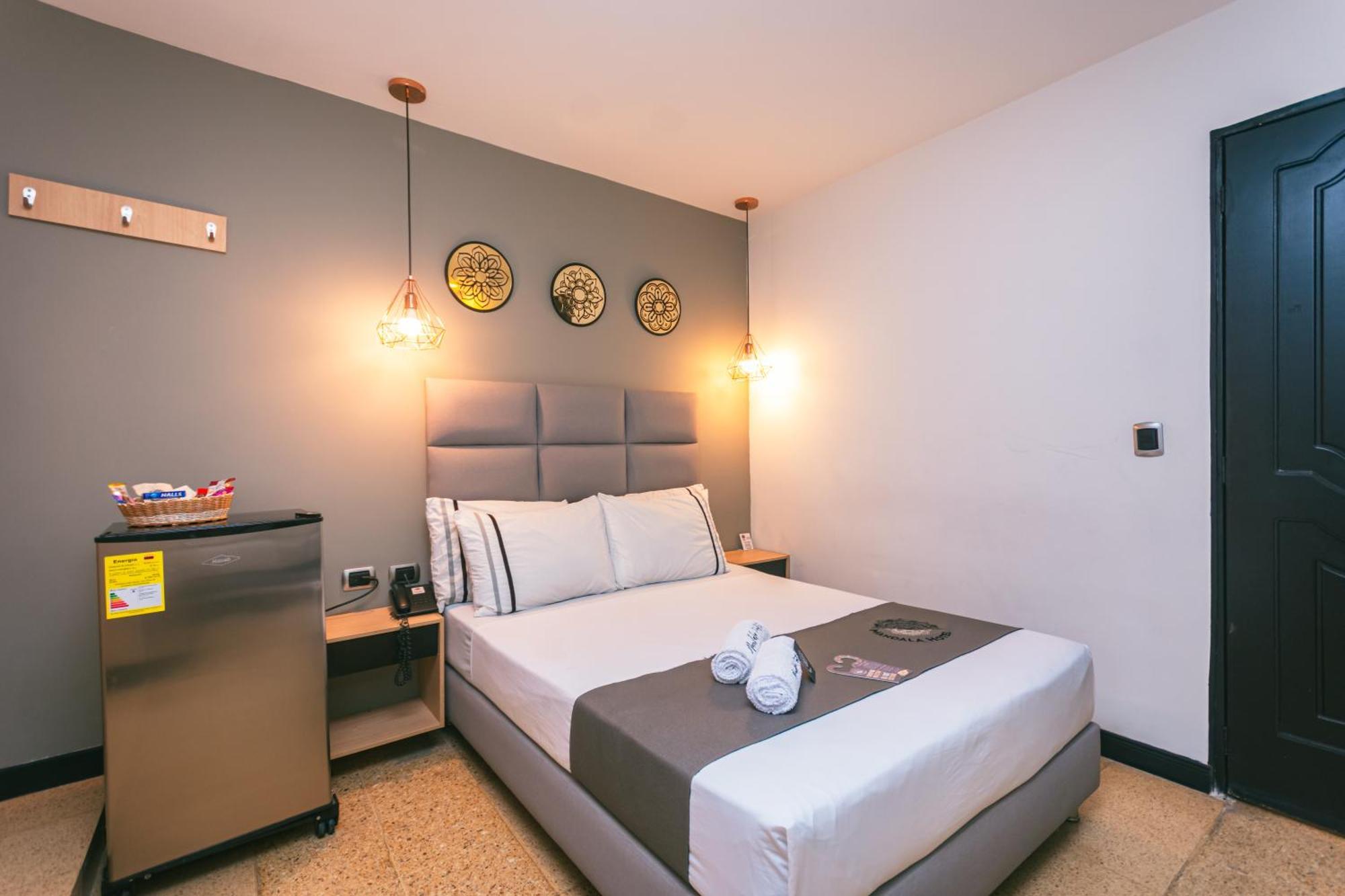 Mandala Hotel Belen Медельин Экстерьер фото