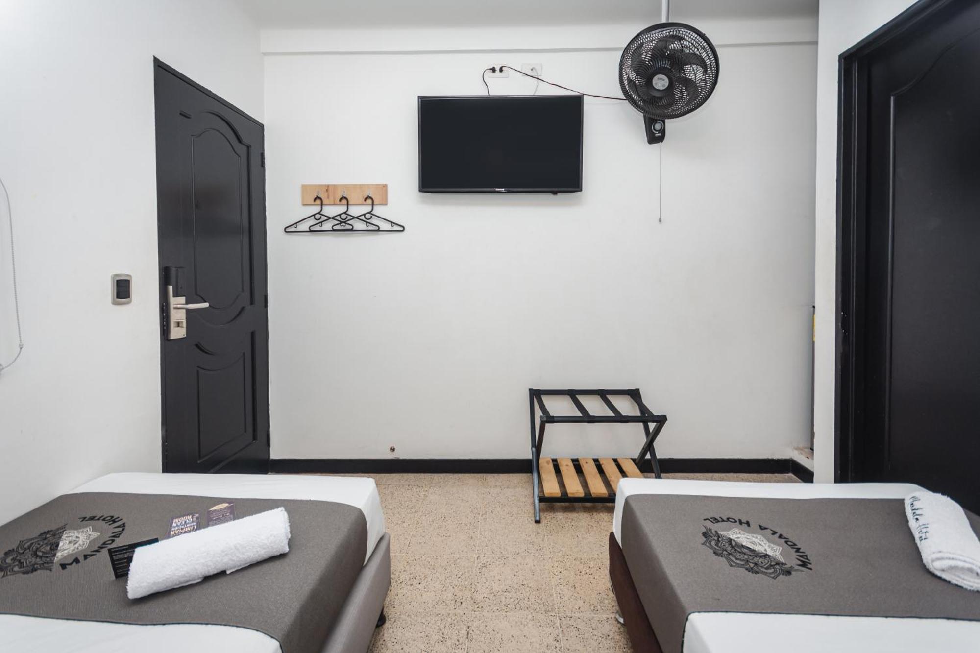 Mandala Hotel Belen Медельин Экстерьер фото