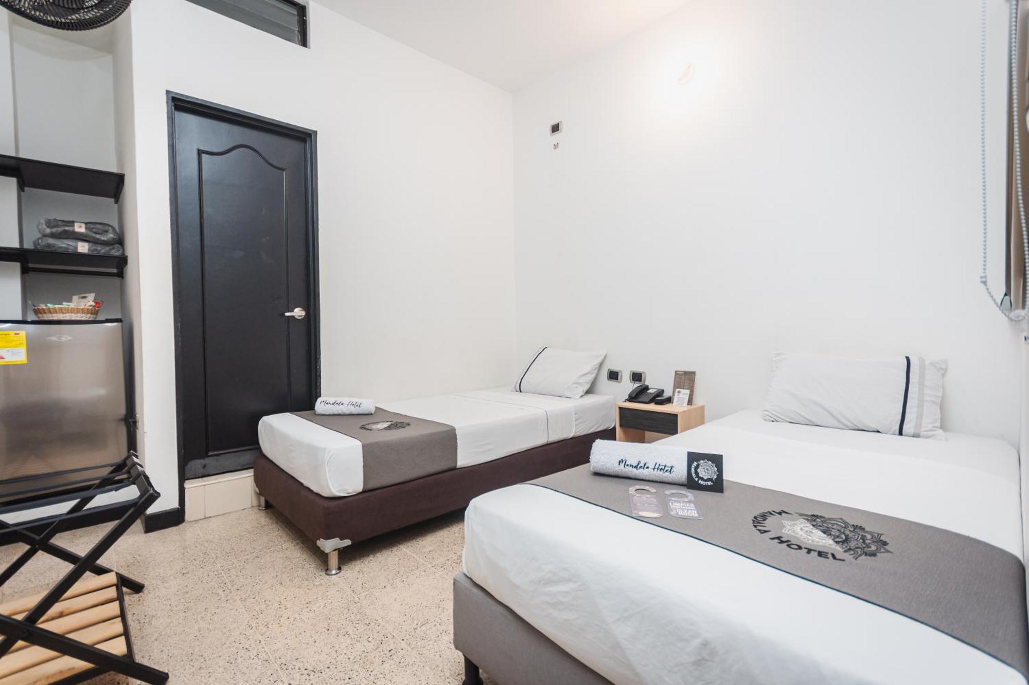 Mandala Hotel Belen Медельин Экстерьер фото