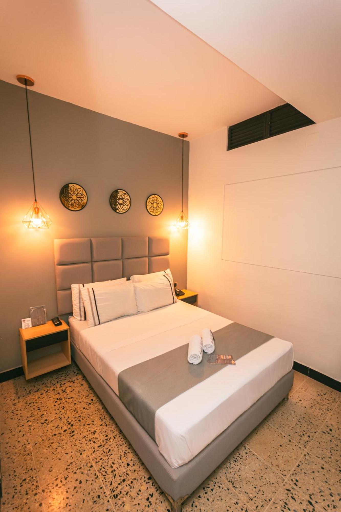 Mandala Hotel Belen Медельин Экстерьер фото